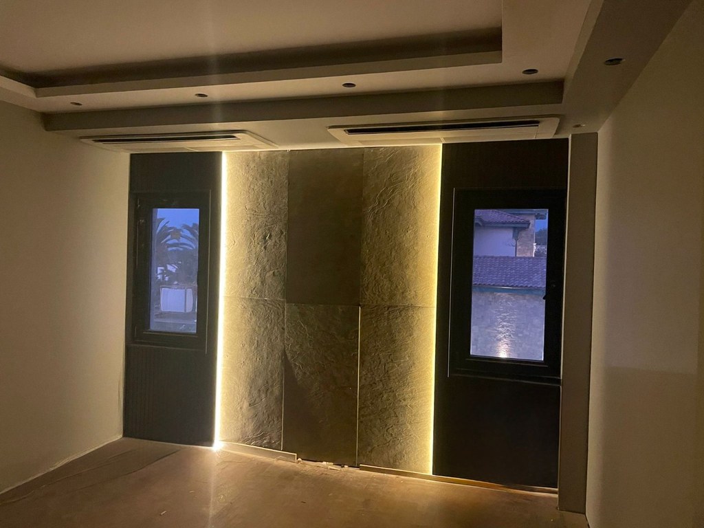 Linea Pietra iç mekan backlit özel taş kaplama